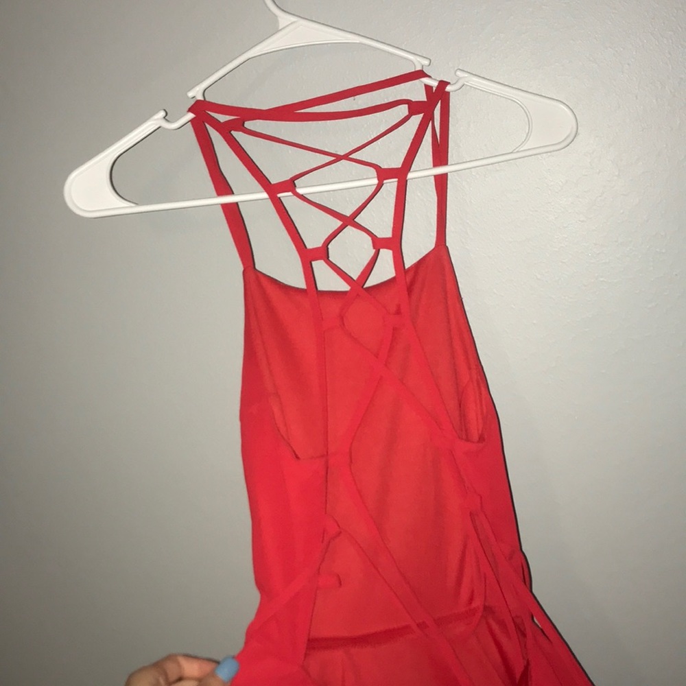 red dress - Picture 4 of 5